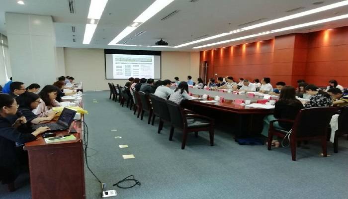 成都市商务委召开第二批现代服务业功能区规划咨询会议